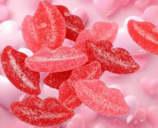 SOUR PUCKER LIPS 600