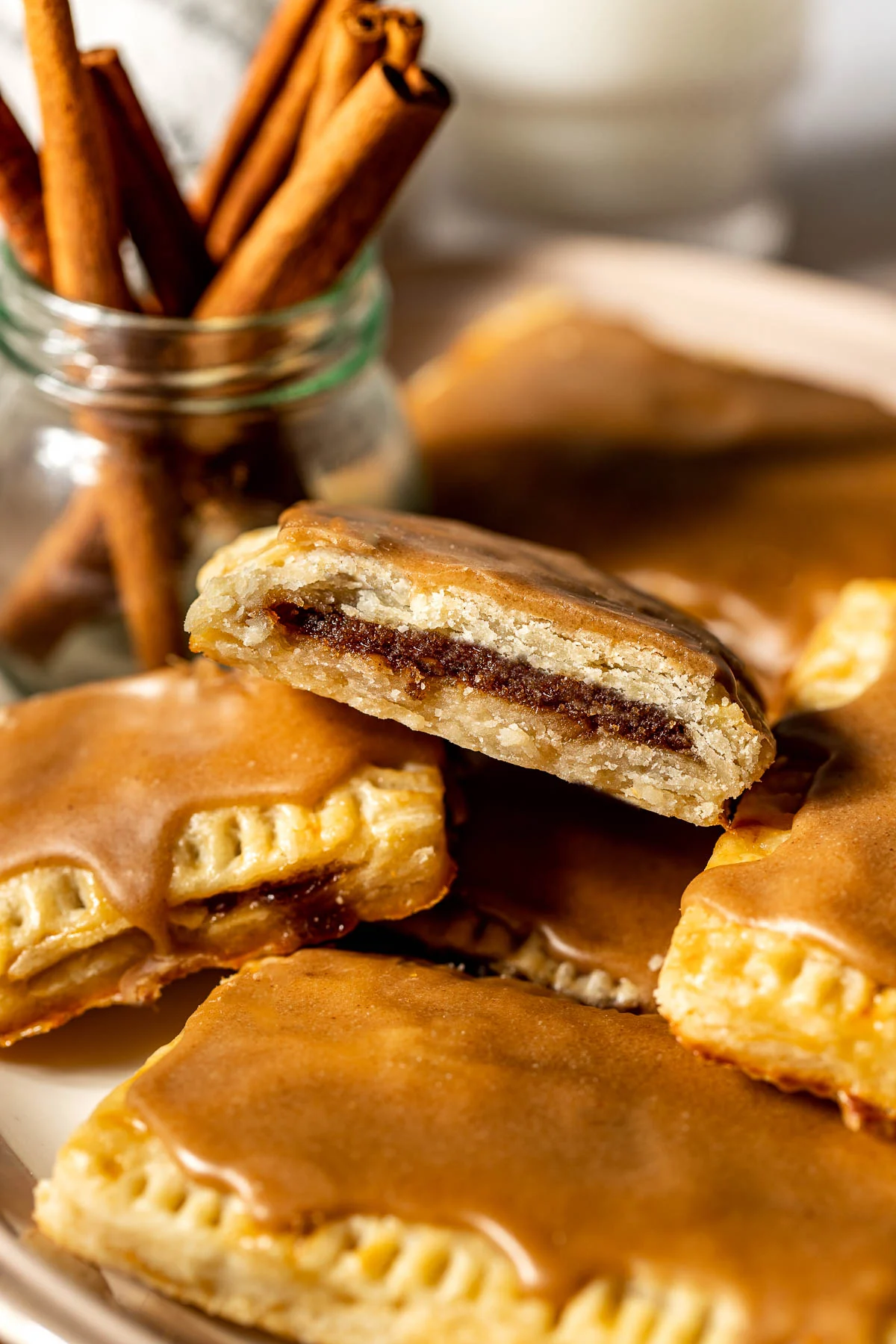 CINNASWIRL POT PASTRY