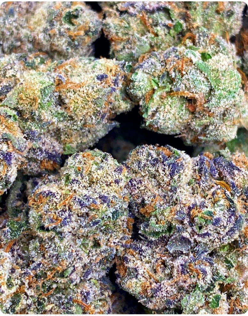 FRUIT SNACKS: 32.01%