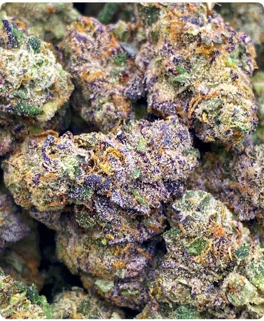 BLACK CHERRY CANDY: 3