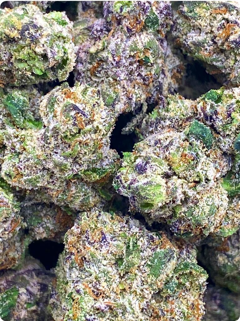 WHITE GUSHERZ: 30.12%