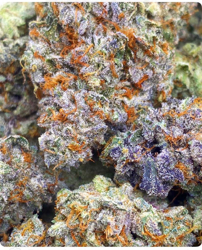 BLUEBERRY CRUFFIN: 36